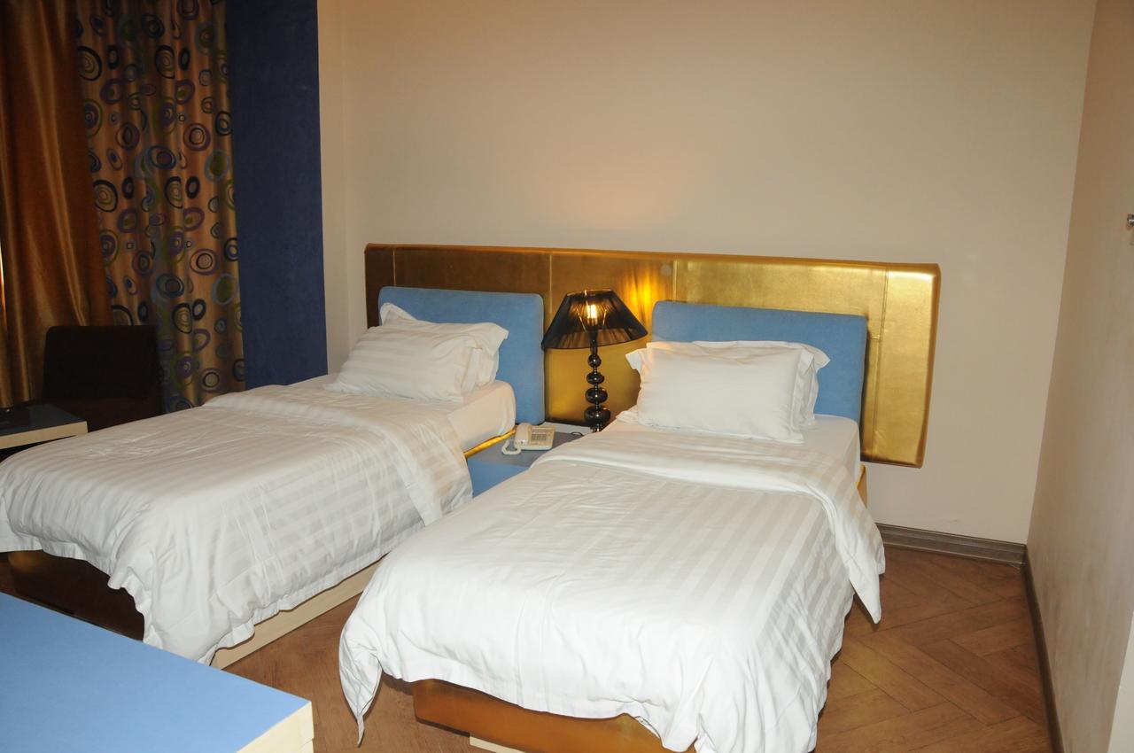 Sky Hotel Salmiya Exterior foto